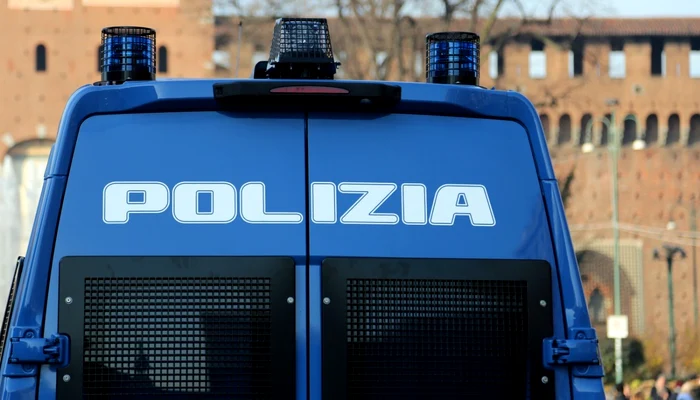 A Romanian was arrested in Italy for photo aggression: Shutterstock