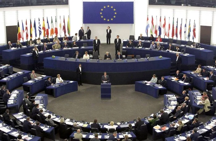 European PHOTO PARLIAMENT: Archive