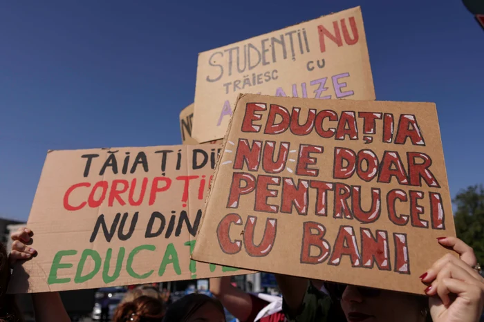 Teachers talk again about Photo strike: Inquam Photos/Octav Ganea