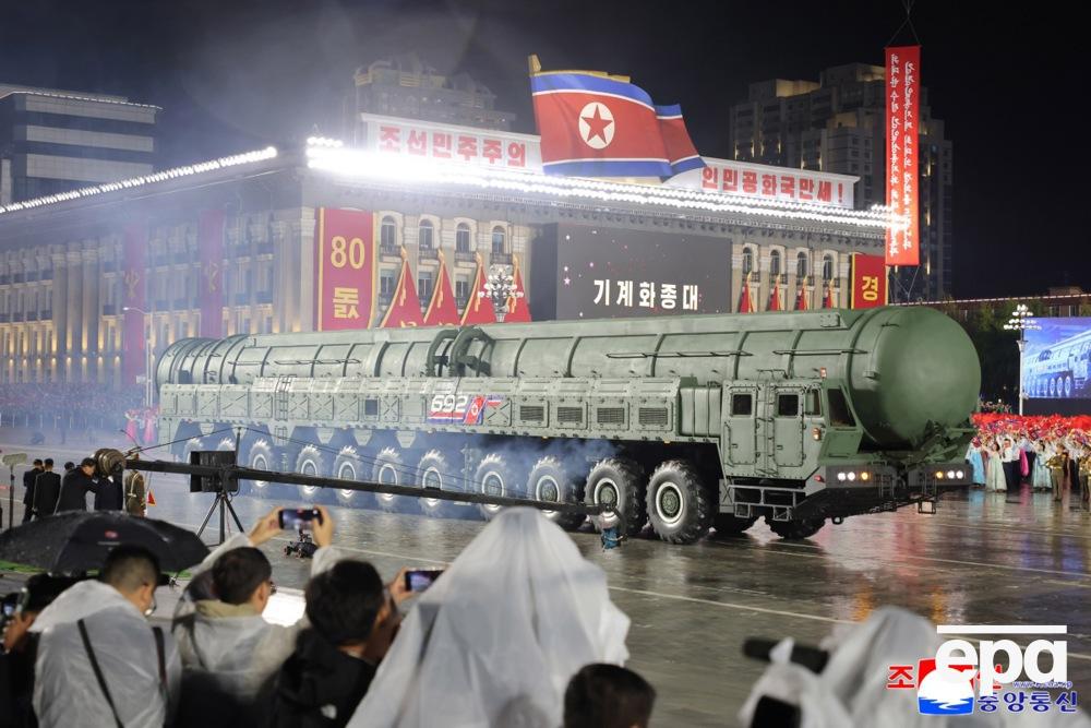 North Korea has shown a new intercontinental ballistic missile capable of hitting targets in the United States. Photo, video 1