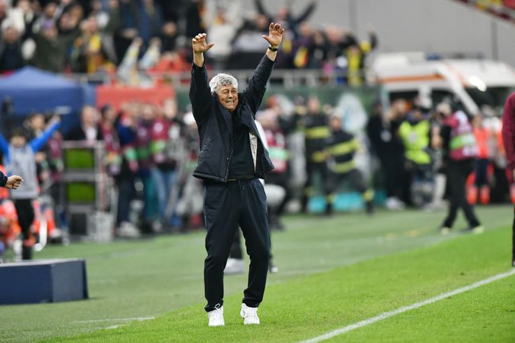 Mircea Lucescu / Romania - Austria, Preliminaries of the World Championship / Photo: gsp.ro