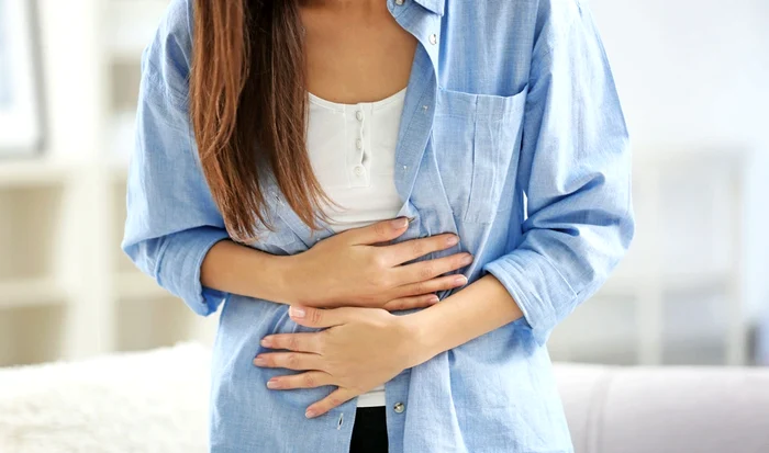 Stomach burns can be painful photo: Shuterstock