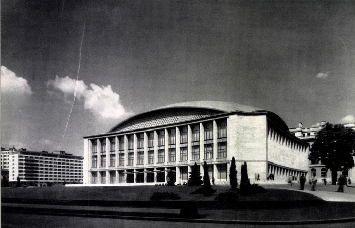 The Palace Hall, in the 60s. Architecture.