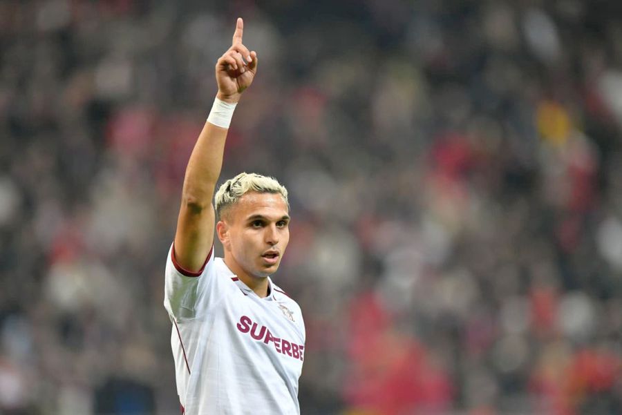 Cristi Manea, in Dinamo - Rapid. PHOTO: GSP.ro The sprinter that Daniel Pancu sees as a starter at the national team: