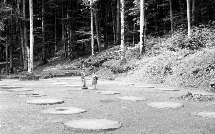 Sarmizegetusa Regia in 1964. Photo Szabó Tamás, Ethnographic Museum of Transylvania.