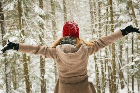 How the cold season affects the hormonal balance and what natural solutions recommend the specialists