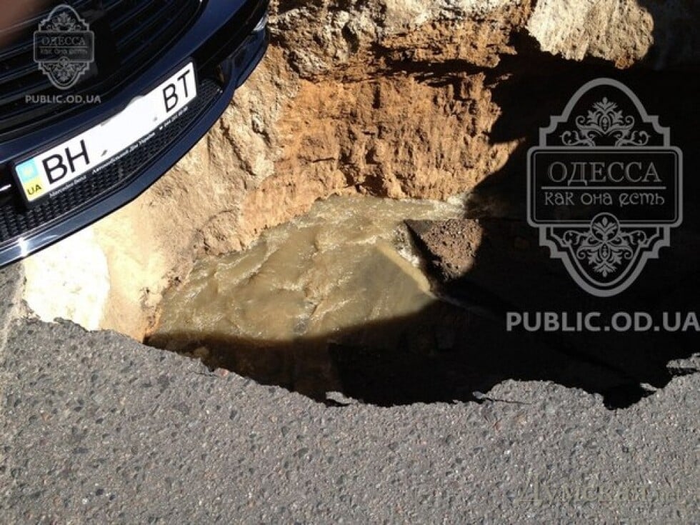 In Odessa, after the flood, they took out a minibus from the ground. This intersection is already 