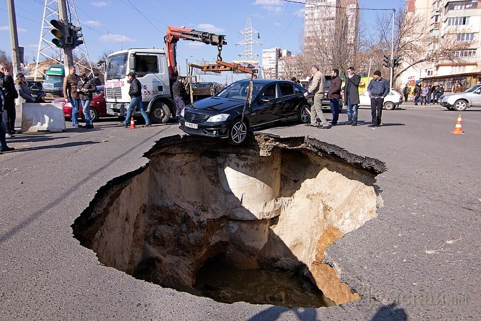 In Odessa, after the flood, they took out a minibus from the ground. This intersection is already 