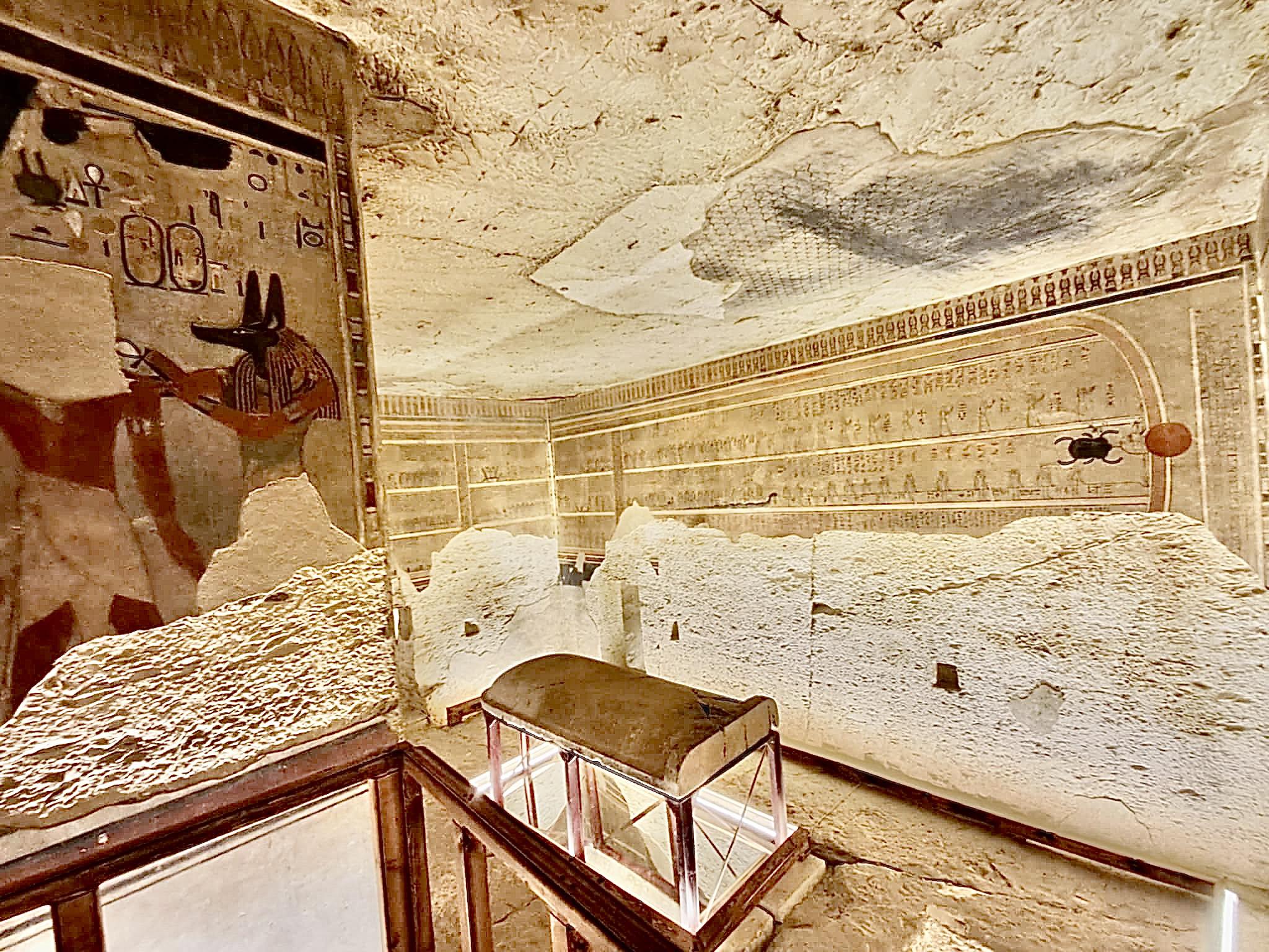 In Egypt, after 20 years of restoration, one of the largest tombs of the pharaoh was opened. Photo, video photo 3
