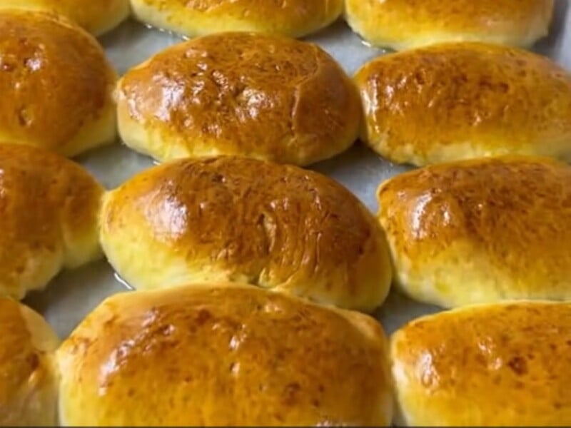 This dough makes pies very tender and fluffy. The whole secret is in the recipe