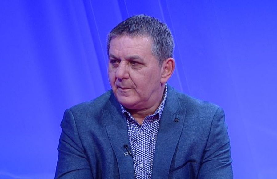 Star's legend gives Mirel Rădoi justice: 