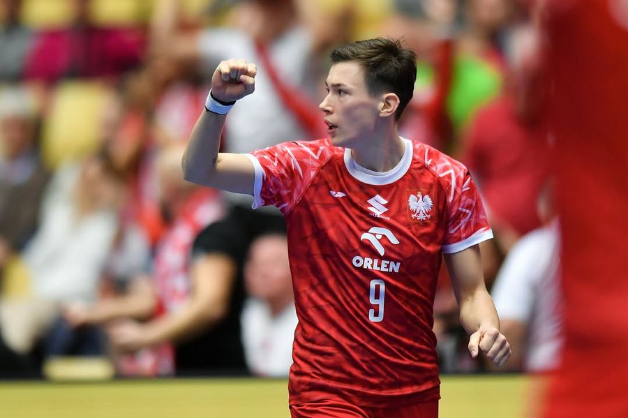 Magda Balsam, Poland's far right. Photo: Instagram Romania - Poland, in the second stage of the EHF Euro Cup » Important return for the selector Ovidiu Mihăilă