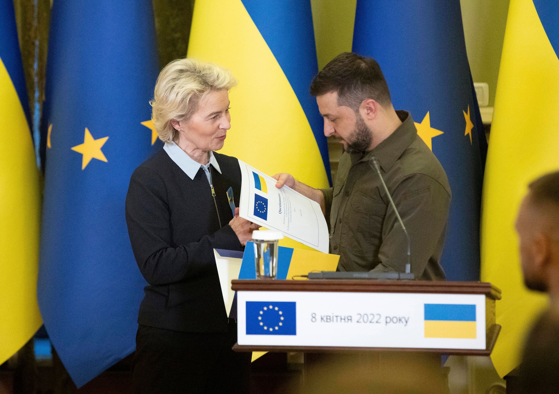 Ursula von der Leyen, President of the European Commission, and Volodymyr Zelensky, President of Ukraine. Kyiv, April 8, 2022