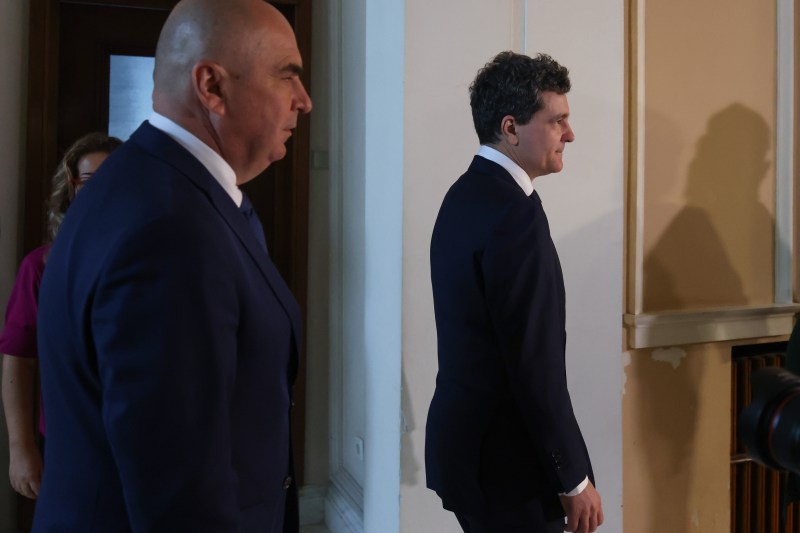 Nicușor Dan invokes