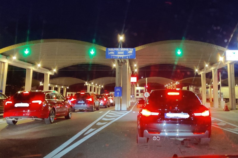 Electronic payment to cross the Giurgiu Bridge without standing at the barrier. Important step taken by the Road Company