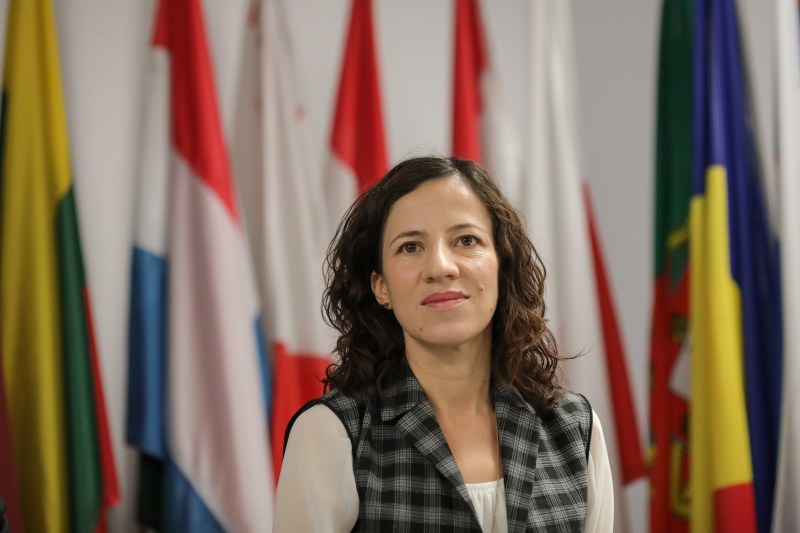 Sorin Grindeanu spoke with Commissioner Roxana Mânzatu about the freezing of the minimum wage.
