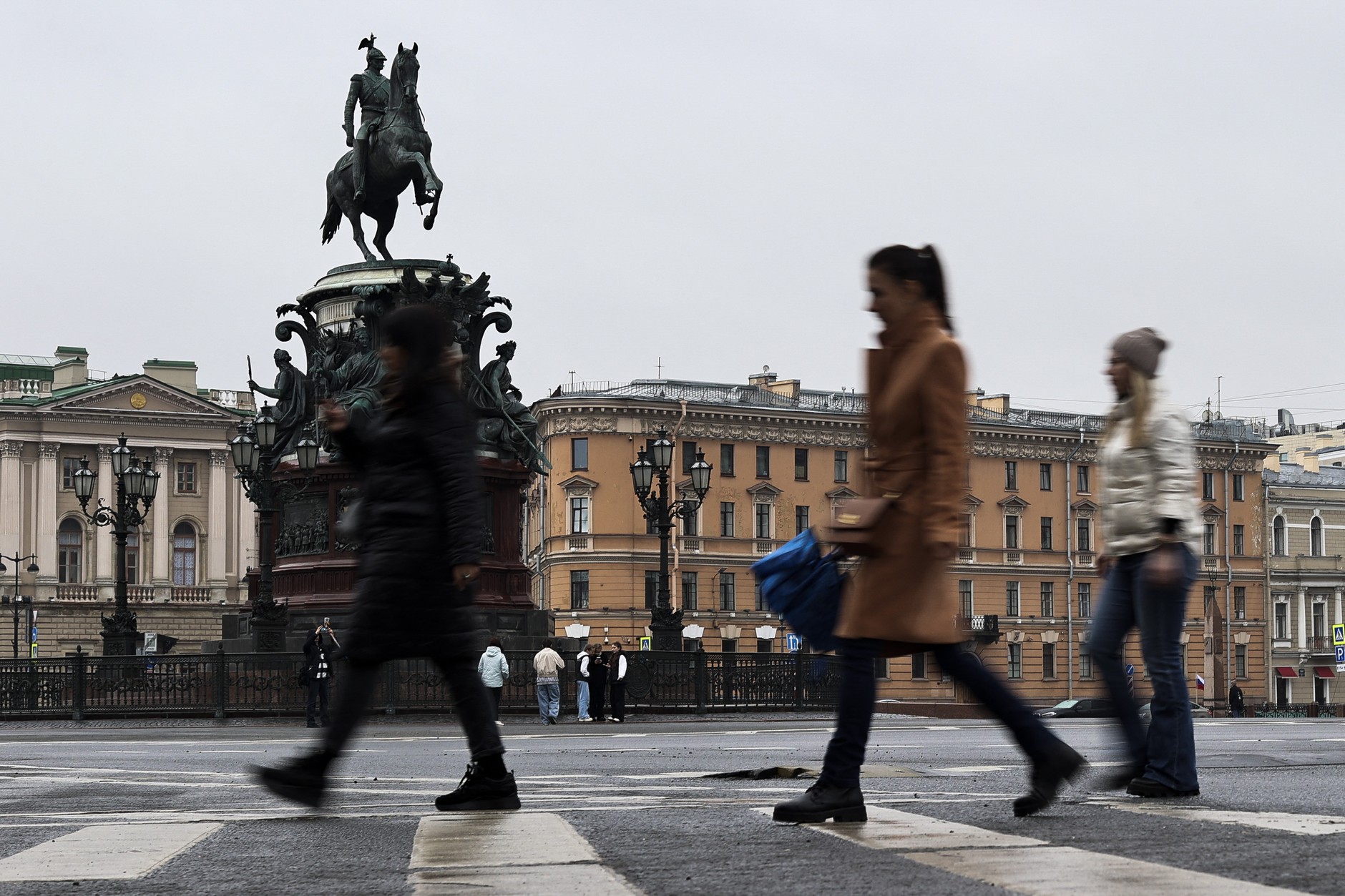 Everyday life in Saint Petersburg, April 2025 (stock photo)