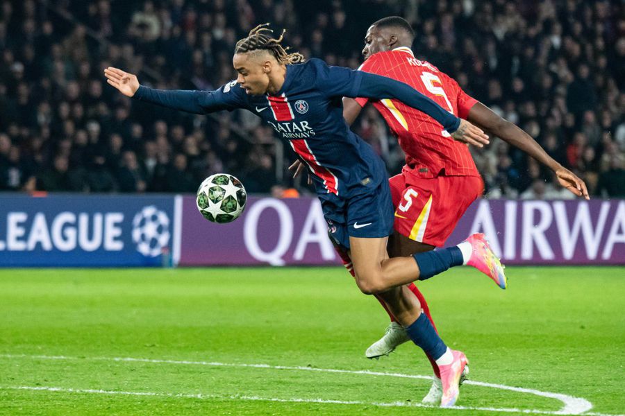 Barcola falls into the box, pushed from rear by konate / photo: Imago The scandals are held on the PSG axis - the national team:
