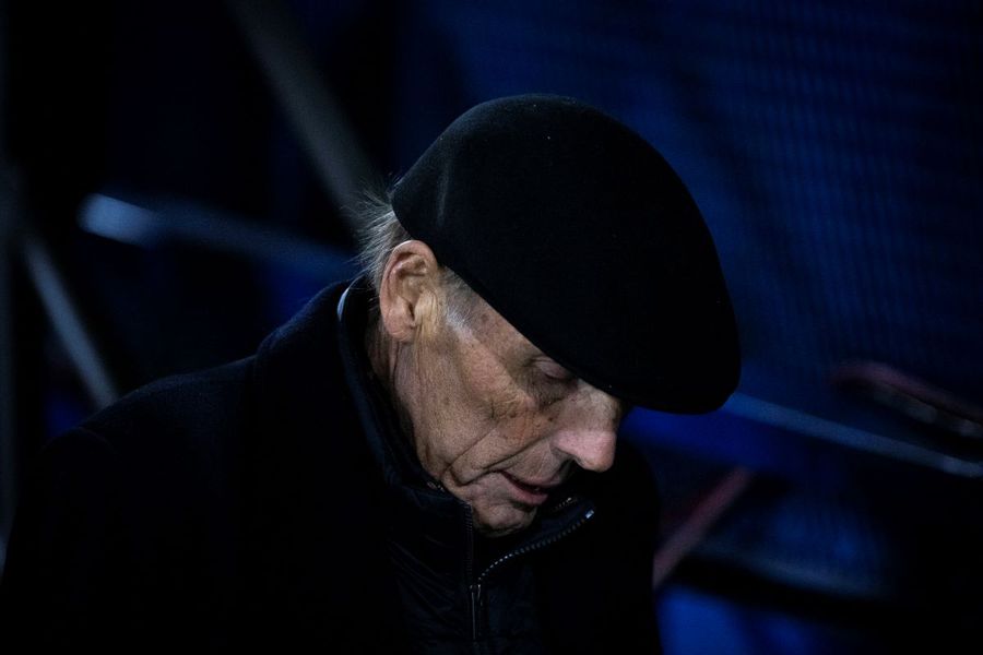 Miguel Angel Russo, the coach of Boca Juniors, at the August Racing match: Imago Maximum medical alert at Boca Juniors »Coach Miguel Angel Russo is in serious condition at home!