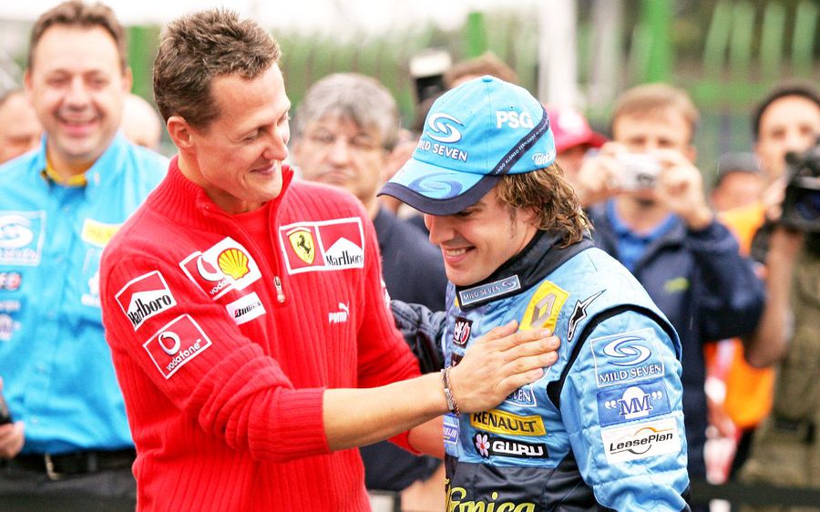 Fernando Alonso is betting on Max Verstappen in the fight for the Formula 1 title