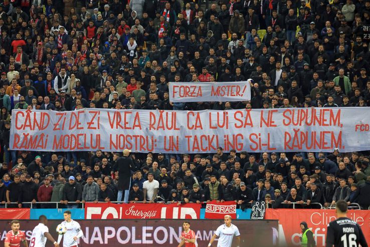 The message dedicated to Cornel Dinu by the ultras from Peluza Sud Dinamo / Photo source: Ionuț Iordache (GSP)