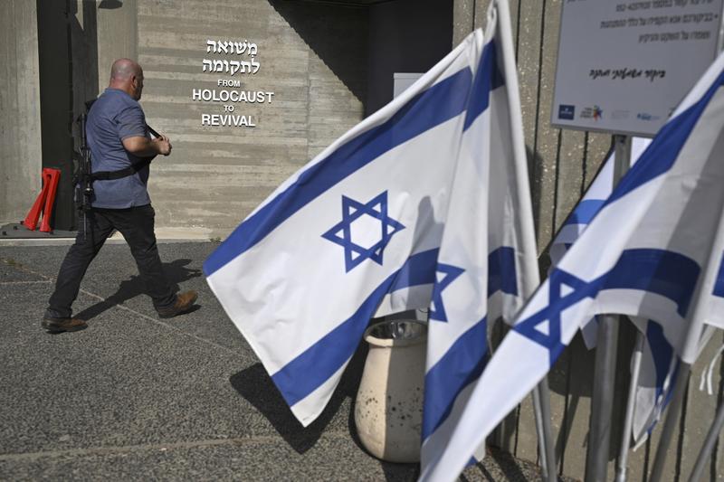 The Israel-Hamas War: The Holocaust Museum in Kibbutzul Yad Mordechai was damaged by rockets drawn from Gaza, photo: Yuri Cortez / AFP / Profimedia