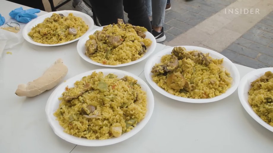 A giant paella in Valencia feeds over 1,000 people