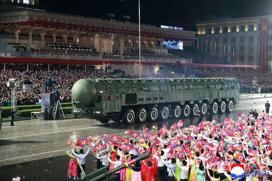 Premiere of new North Korean weapons during the parade