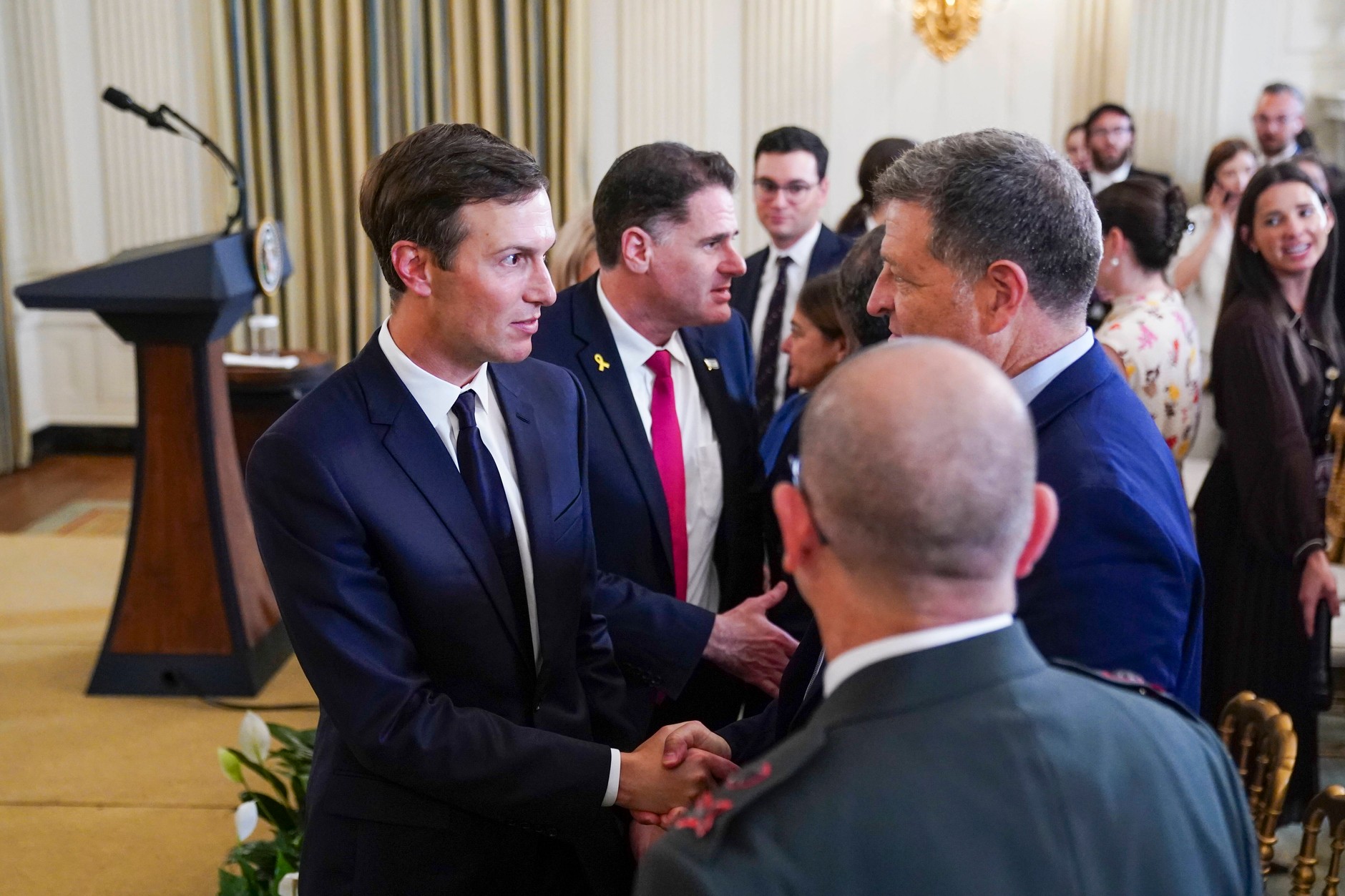 Jared Kushner, negotiator of the Middle East and the son -in -law of President Trump, during a conversation with Israeli diplomats after a joint press conference in the Banquet Hall of the White House in Washington, DC, USA, 29 September 2025.