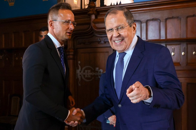 Hungary attacks the EU energy policy in Moscow: 