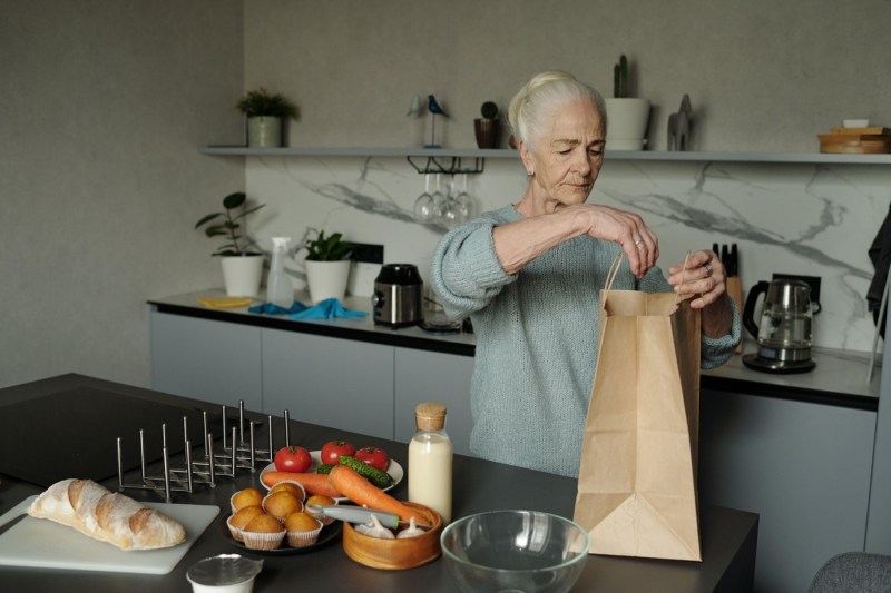 Are housewives grandmothers to blame for reduced budget receipts, as the head of ANAF says? What does the data say?