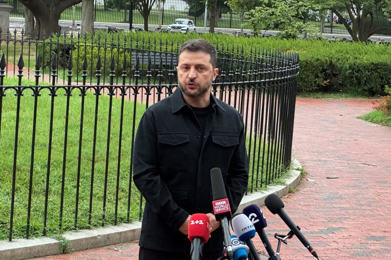 In the first reaction after Trump announced that he was meeting with Putin, Zelenskiy evokes the