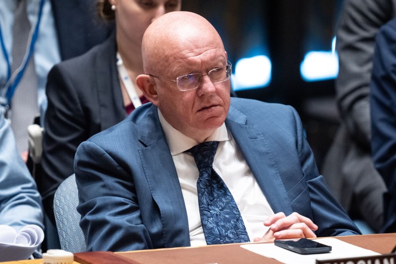 Russia transmits that it does not recognize the reintroduction of sanctions against its Middle East ally.