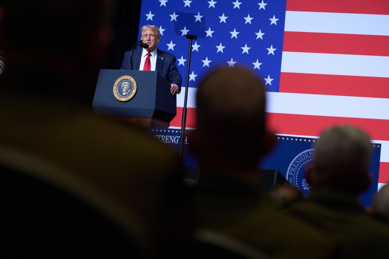 Video in front of American generals, Trump told how to ironize Putin: