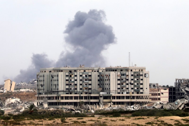 The Israeli army announces that it has launched a 