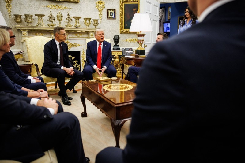 The last hour Donald Trump puts the cannons on Europe again: Spain