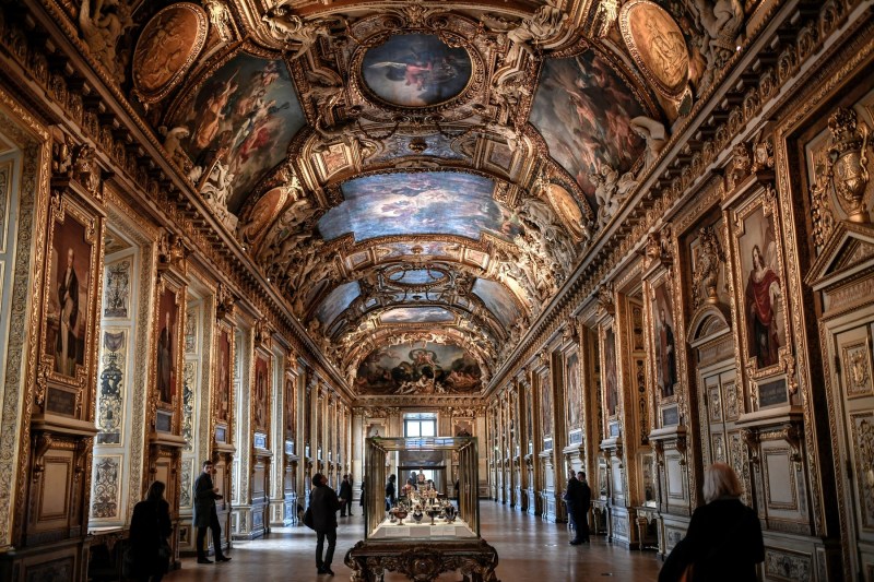 The suspects arrested in the case of the Louvre robbery have