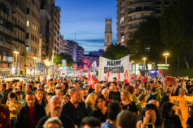 VIDEO Tens of thousands of people commemorate in Valencia the victims of the catastrophic floods of 2024