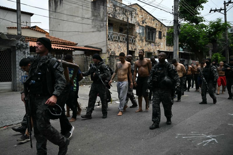 Dozens killed in major police operation in Rio ahead of climate talks