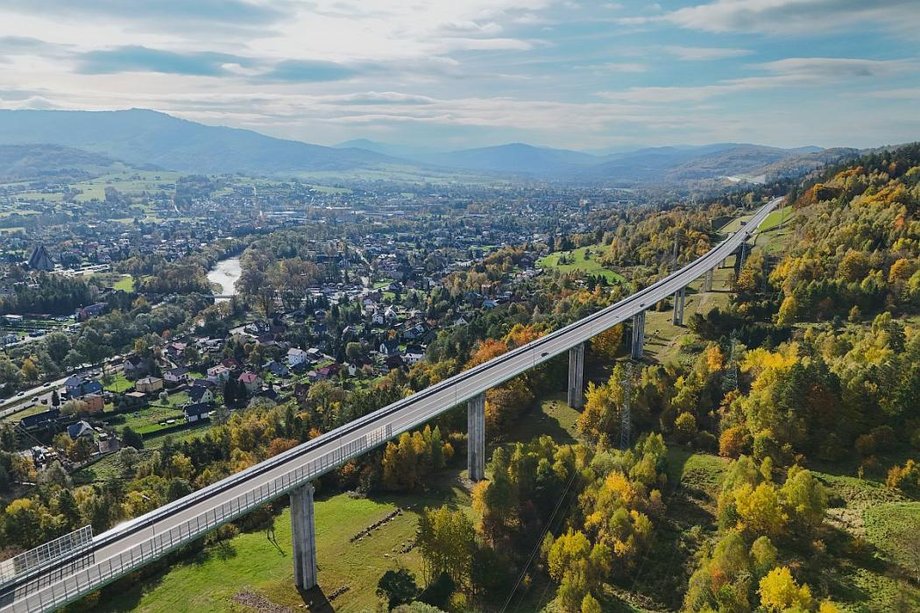 Thanks to the bypass of Węgierska Górka, the route gained continuity and capacity, and Poland gained a real connection with the south of Europe