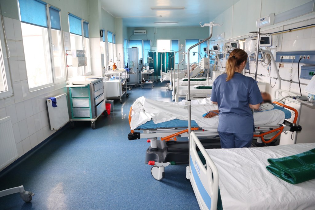 Hospital from Romania. Illustrative photo by Suliman Răzvan / Shutterstock.com