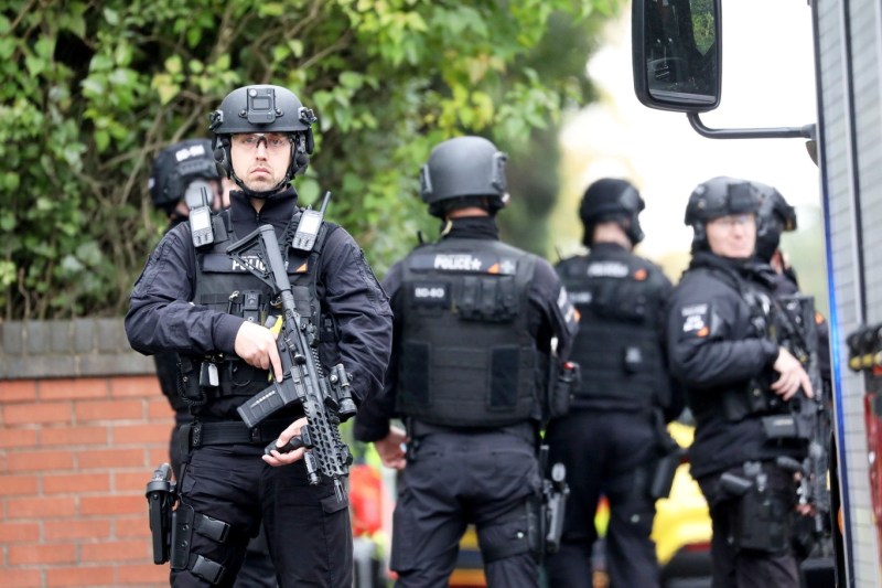 Who is the author of the attack in front of Manchester Synagogue. Three people were restrained