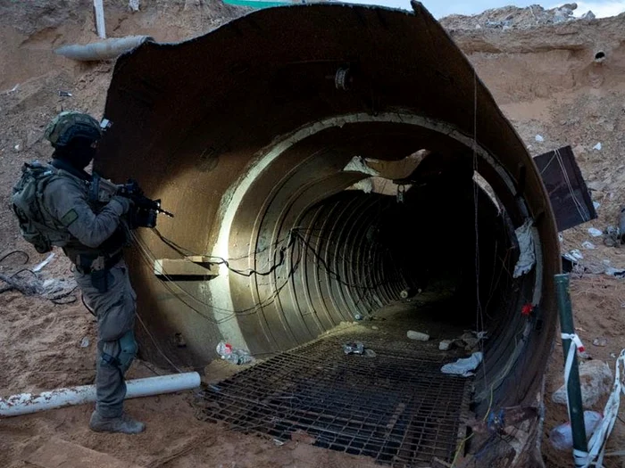 Israel has begun destroying the tunnels in Gaza photo x/israel war room