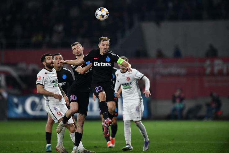 Florin Tănase and Darius Olaru in Hermannstadt - FCSB // photo: Cristi Preda (GSP.ro)