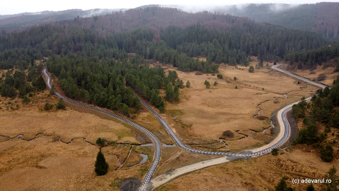 The bike path in Vadu Dobrii. Photo: Daniel Guță. TRUTH