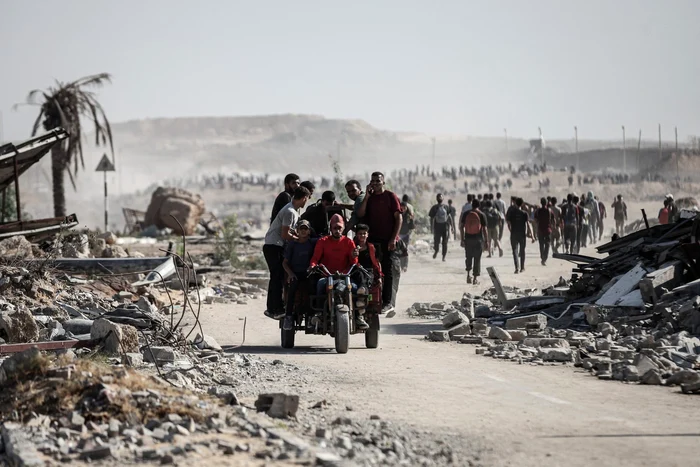 The UN Security Council approves an international force in Gaza PHOTO: Profimedia