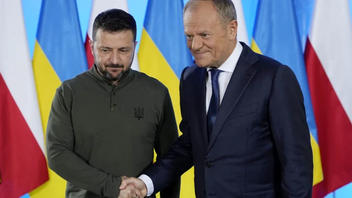 Volodymyr Zelensky and Donald Tusk/PHOTO:X