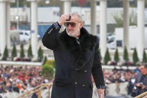 Gigi Becali announced that he will be operated: