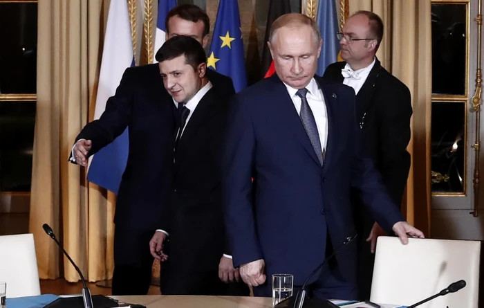 Zelenski and Putin at the Normandy summit in Paris in 2019. PHOTO: EPA-EFE