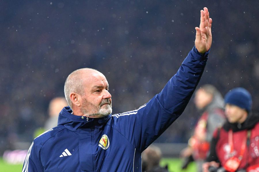 The selector Steve Clarke has also qualified the Scottish national team for the last two EUROs, 2020 and 2024 / Photo: Imago Dan Petrescu's former colleague is named Sir and proposed for sanctification! » First with three final tournament qualifiers